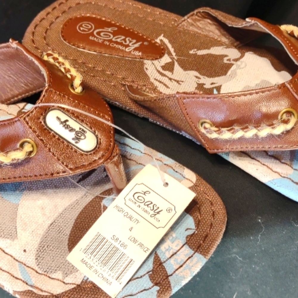 NWT Easy Women's Things Sandals Size 10